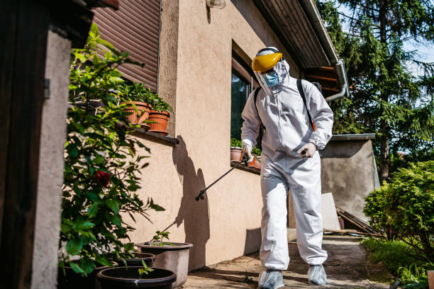 Best Mosquito Control Services  in Bristol, IN